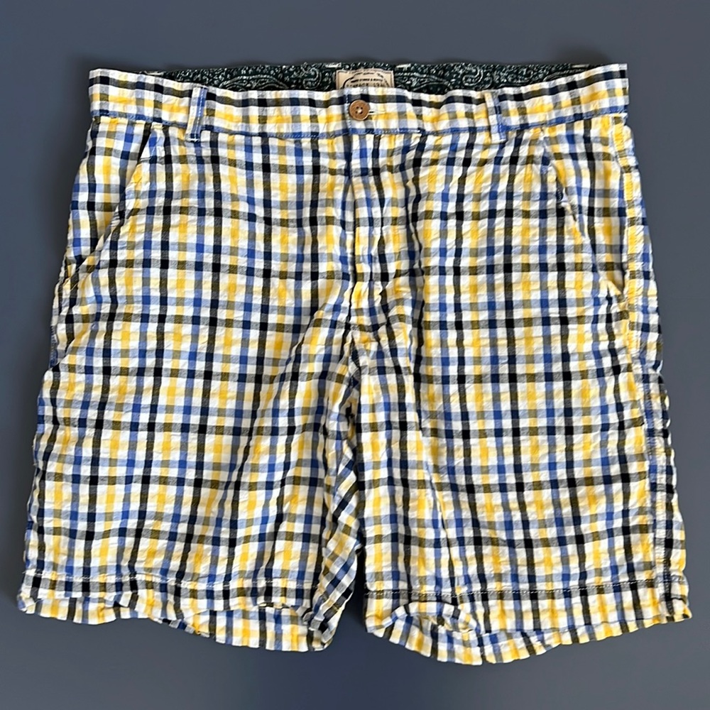 Mens Vintage 1946 Plaid Shorts